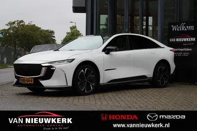 Mazda 6e 68 uit 2026