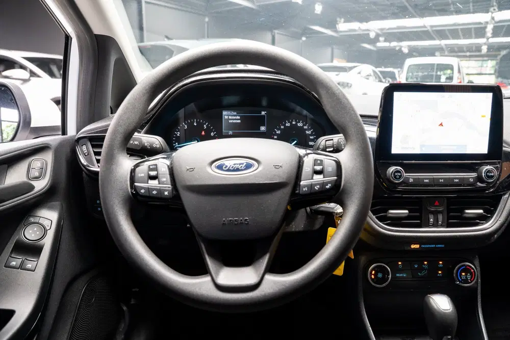 Ford Fiesta 1.0 EcoB Hybrid Navi Climate Cruise PDC Ca uit 2022, foto 14