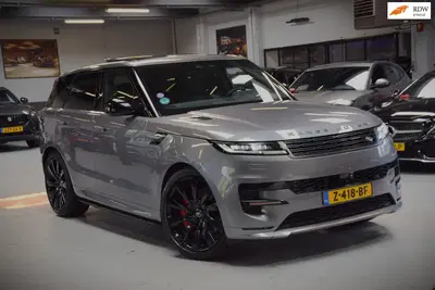 Land Rover Range Rover Sport 3.0 P440e Dynamic SE Navi uit 2023