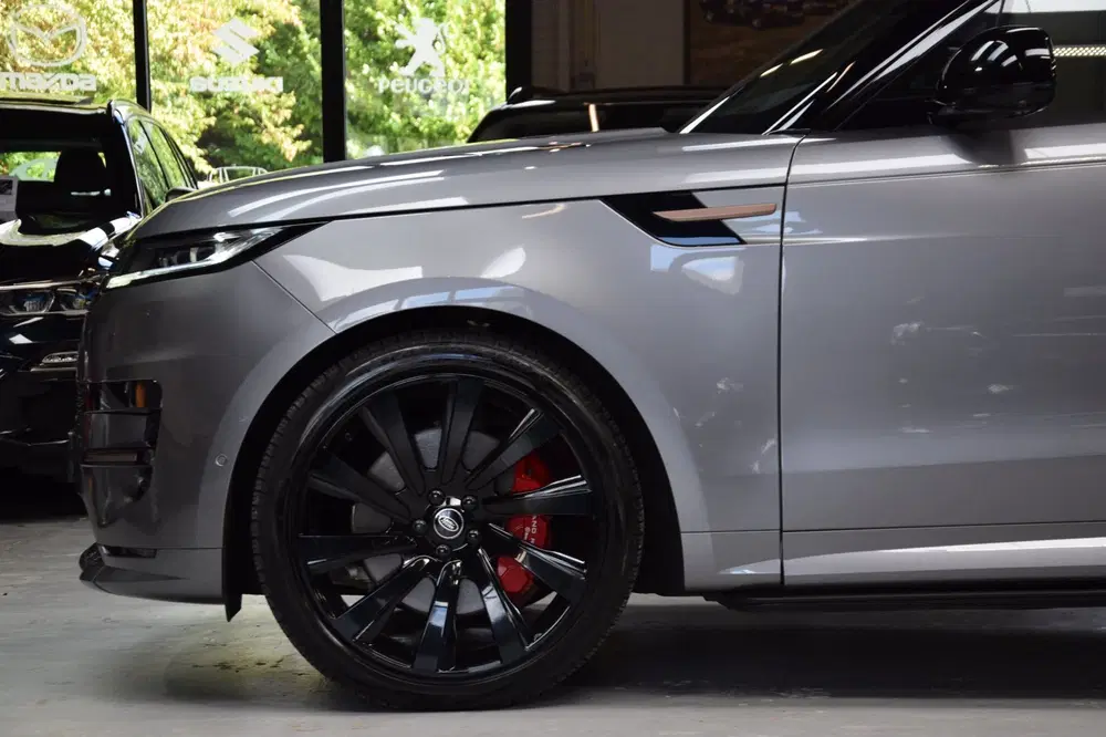 Land Rover Range Rover Sport 3.0 P440e Dynamic SE Navi uit 2023, foto 8
