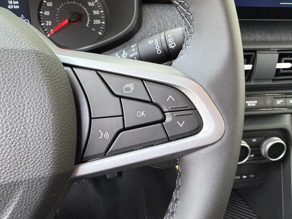 Dacia Sandero 1.0 TCe 100 expression Donkergrijs uit 2026, foto 13