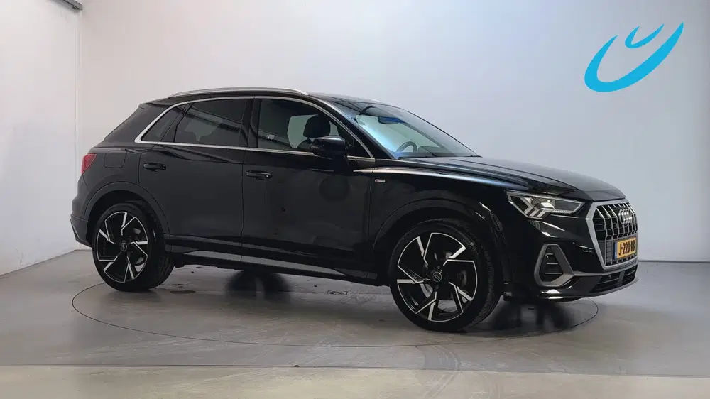 Audi Q3 35 TFSI S Line Virtual Cockpit Sfeerverlic uit 2020