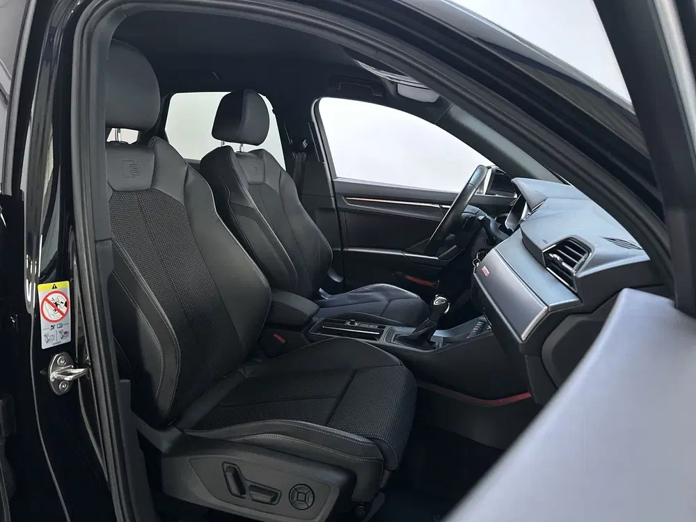 Audi Q3 35 TFSI S Line Virtual Cockpit Sfeerverlic uit 2020, foto 5