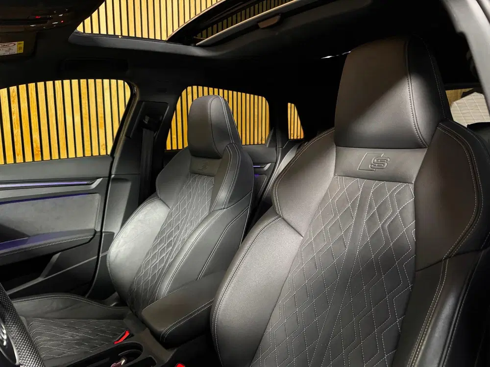 Audi S3 2.0 TFSI quattro 310 PK PANO uit 2023, foto 15
