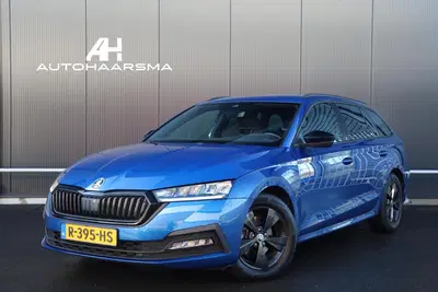 Skoda Octavia 1.0 TSI 110pk Sport Business Stoelverwar uit 2022