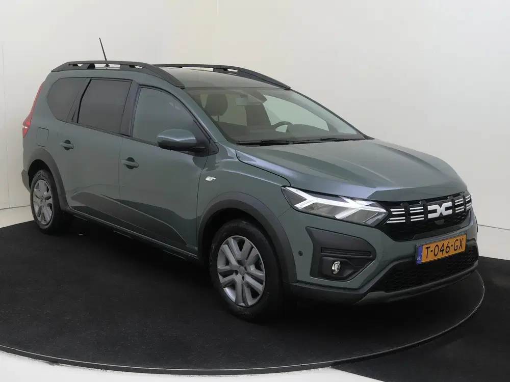 Dacia Jogger 1.0 TCe 110 Expression 5p. uit 2023, foto 2