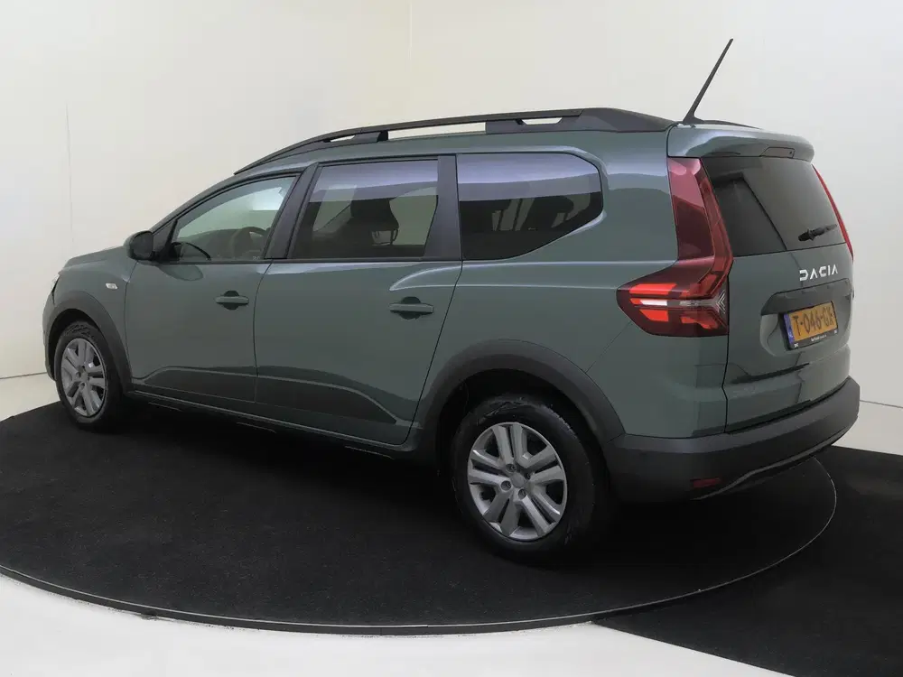 Dacia Jogger 1.0 TCe 110 Expression 5p. uit 2023, foto 3