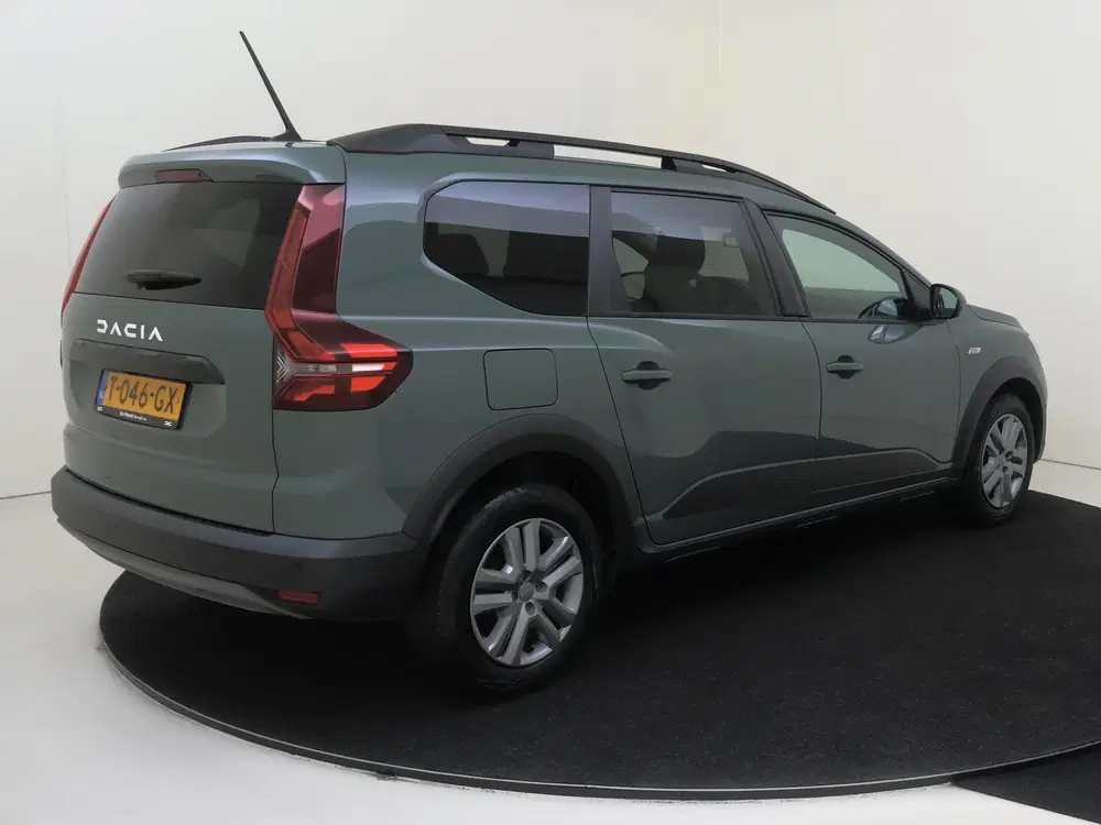 Dacia Jogger 1.0 TCe 110 Expression 5p. uit 2023, foto 4