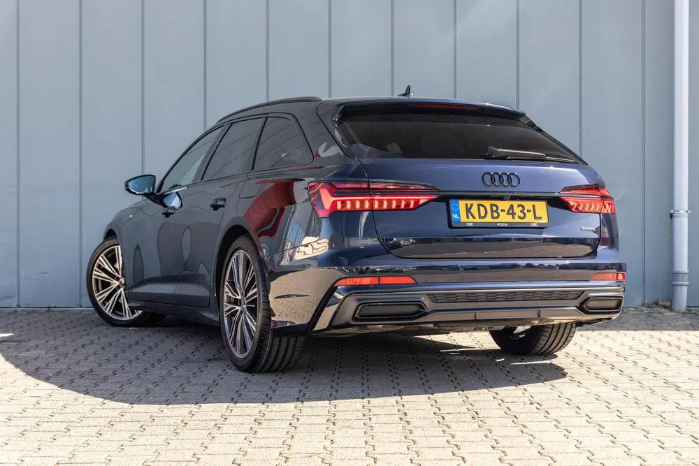 Audi A6 55 TFSIe 367pk quattro Pro Line S Competit uit 2022, foto 12