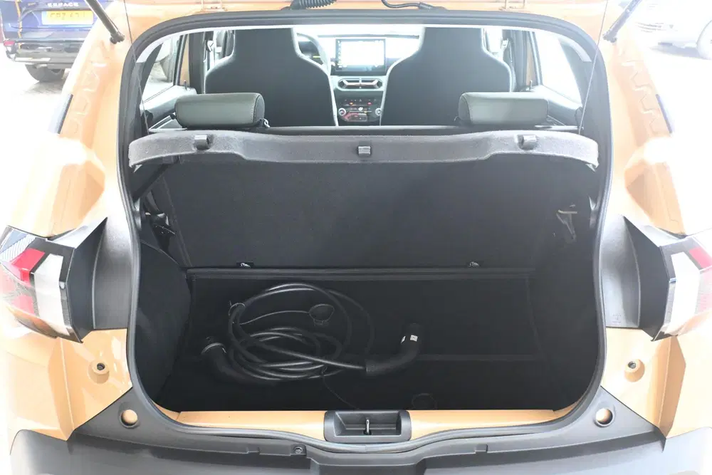 Dacia Spring Extreme 65 26.8 kWh uit 2024, foto 13