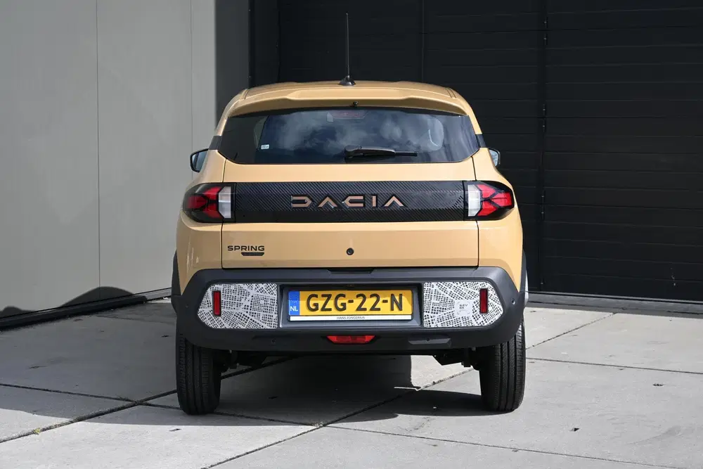 Dacia Spring Extreme 65 26.8 kWh uit 2024, foto 8