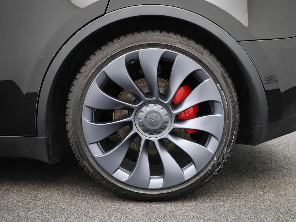 Tesla Model Y Performance AWD 75 kWh uit 2023, foto 11