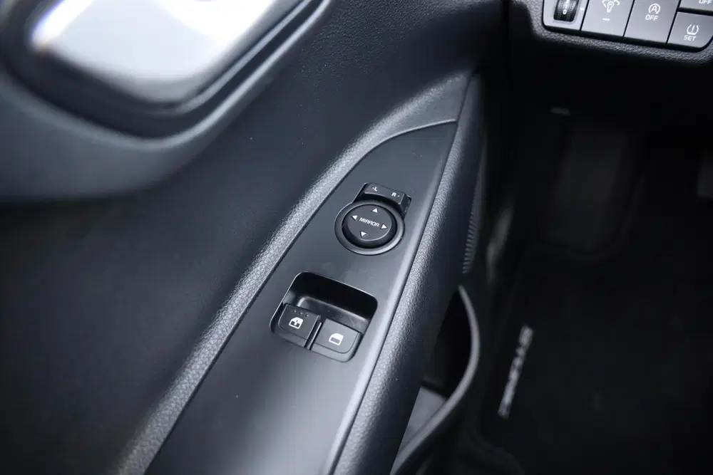 Kia Stonic 1.0 T-GDi MHEV DynamicLine uit 2022, foto 14