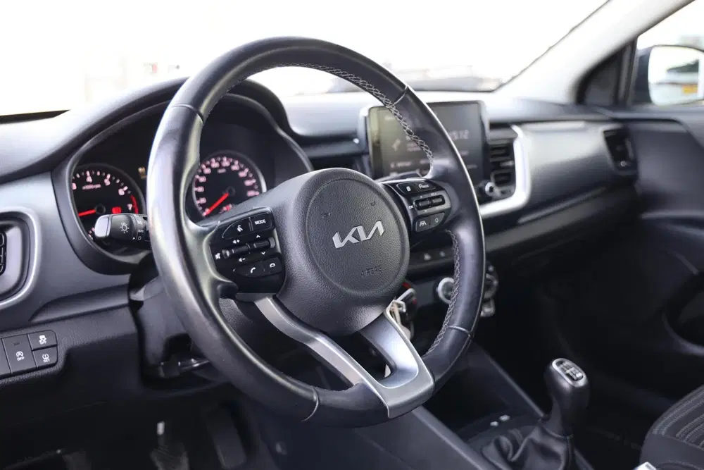 Kia Stonic 1.0 T-GDi MHEV DynamicLine uit 2022, foto 7