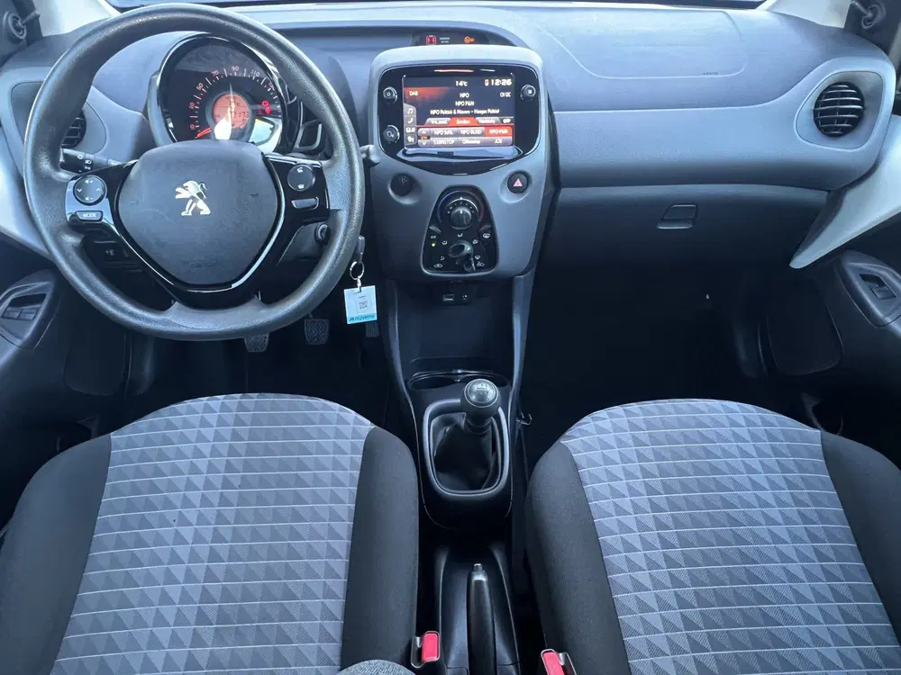Peugeot 108 1.0 e-VTi 72 pk Active 5-drs Camera Airco uit 2022, foto 4