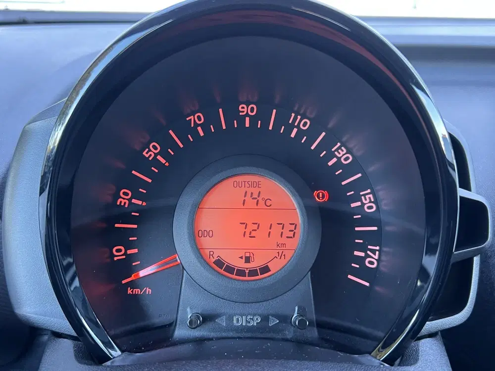 Peugeot 108 1.0 e-VTi 72 pk Active 5-drs Camera Airco uit 2022, foto 8