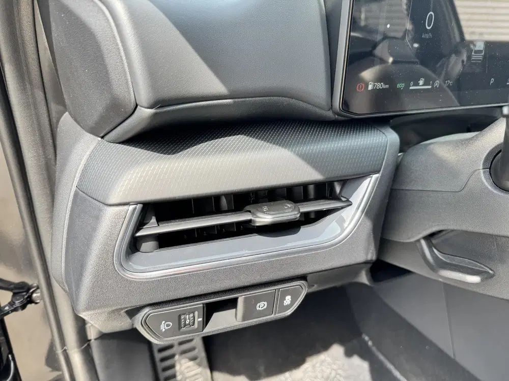 Kia K4 1.0 T-GDi MHEV GT-Line Launch Edition DEM uit 2026, foto 15