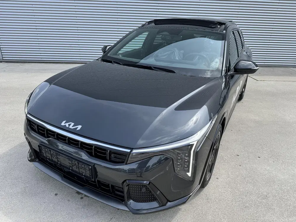 Kia K4 1.0 T-GDi MHEV GT-Line Launch Edition DEM uit 2026, foto 2