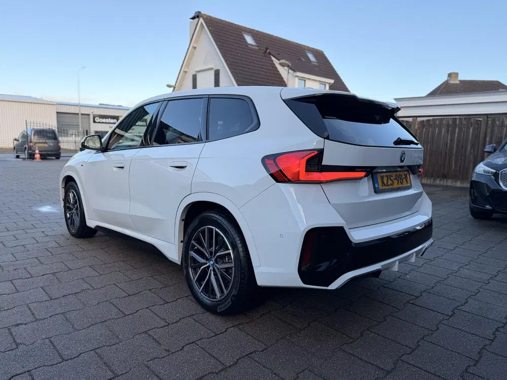 BMW iX1 xDrive30 M-Sport Pano uit 2025, foto 6
