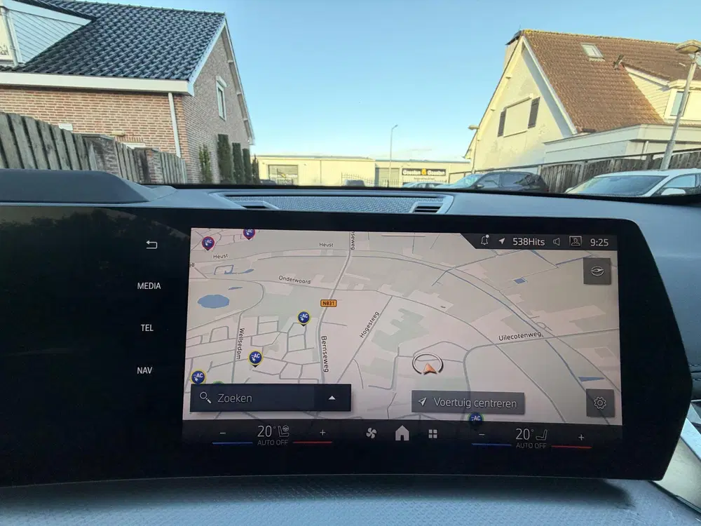 BMW iX1 xDrive30 M-Sport Pano uit 2025, foto 8