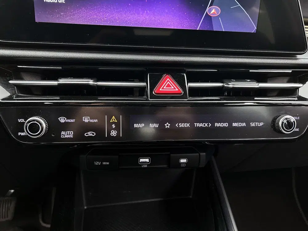 Kia Niro DynamicLine 64.8 kWh uit 2023, foto 10