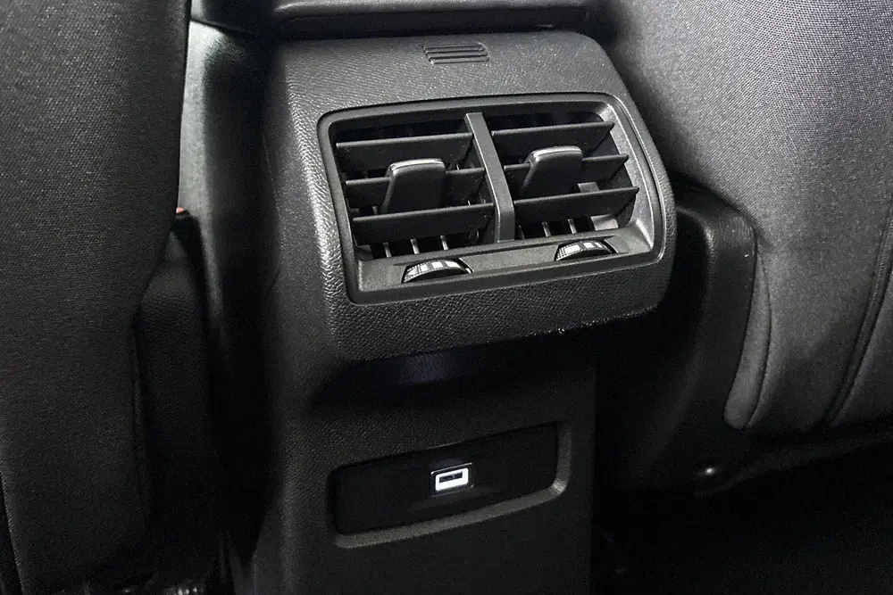 Citroën C4 Citroen C4 1.2 Hybrid 145pk Max Stoelverwa uit 2026, foto 11
