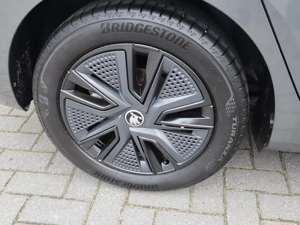Skoda Fabia 1.0 TSI 95pk Business Edition uit 2025, foto 12