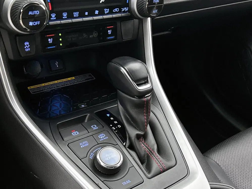Toyota RAV 4 2.5 Plug-in Hybrid AWD Bi-Tone Plus uit 2022, foto 12