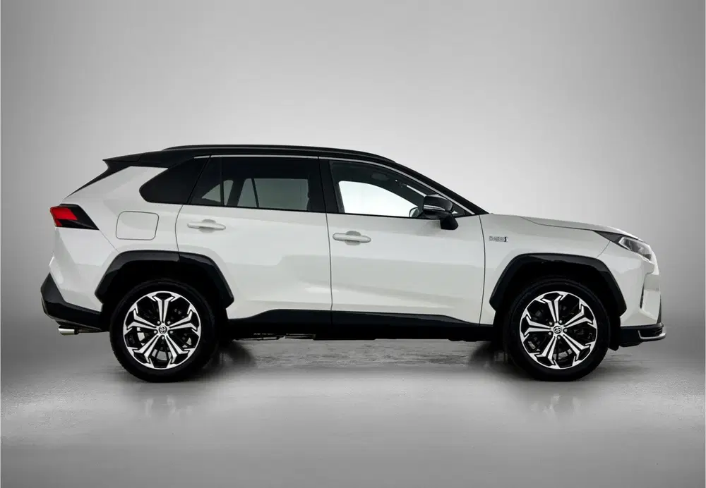 Toyota RAV 4 2.5 Plug-in Hybrid AWD Bi-Tone Plus uit 2022, foto 13