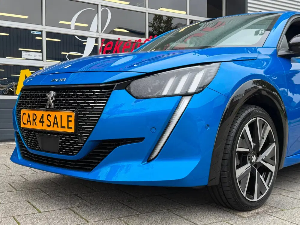 Peugeot 208 1.2 PureTech GT Pack uit 2021, foto 12