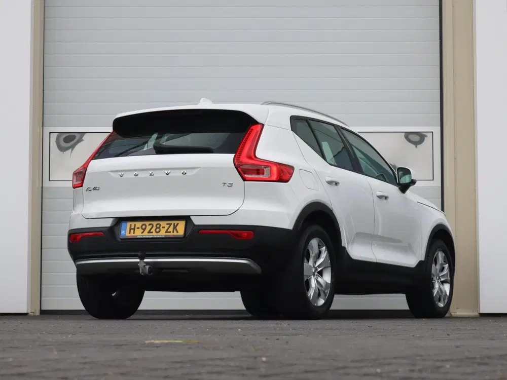 Volvo XC40 1.5 T3 Momentum Pro uit 2019, foto 2
