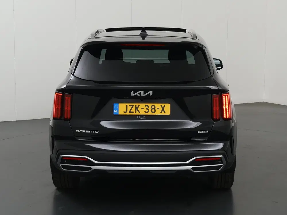Kia Sorento 1.6 T-GDI Plug-in Hybrid 4WD ExecutiveLine uit 2024, foto 4