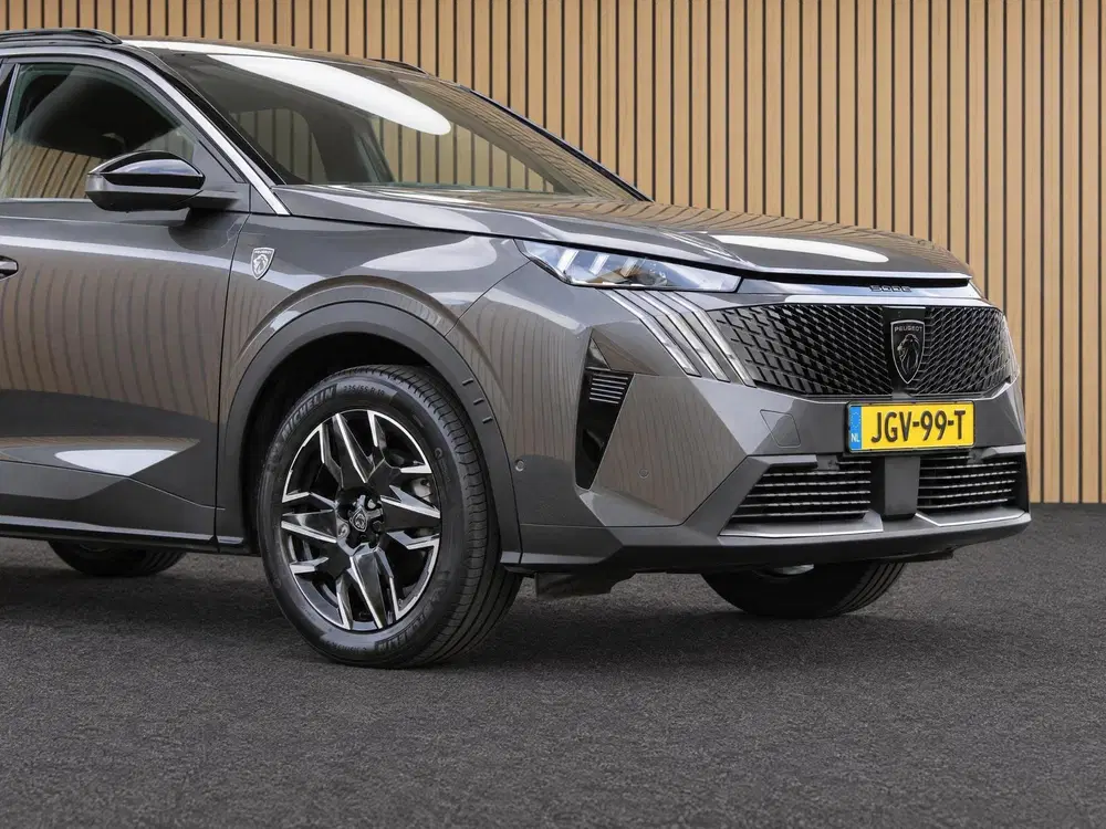 Peugeot 5008 1.2 Hybrid 136 GT 7p Automaat uit 2025, foto 10