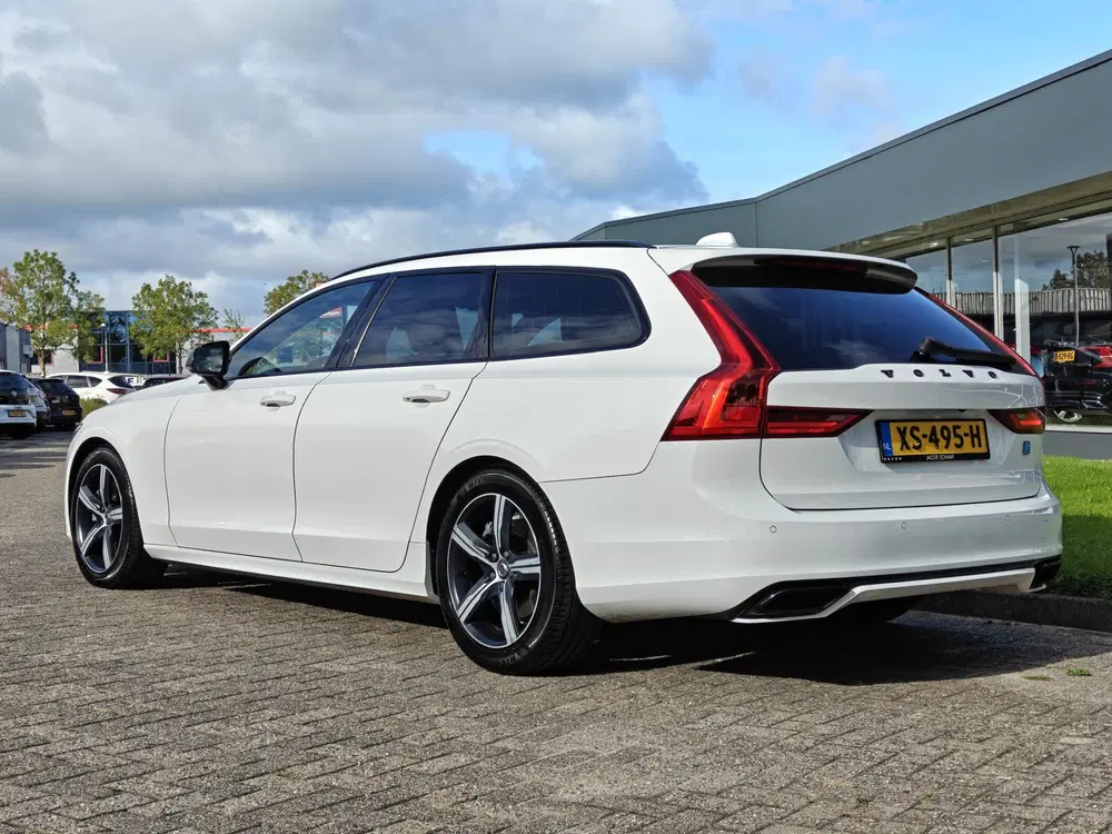 Volvo V90 T4 210PK Business Sport uit 2019, foto 10