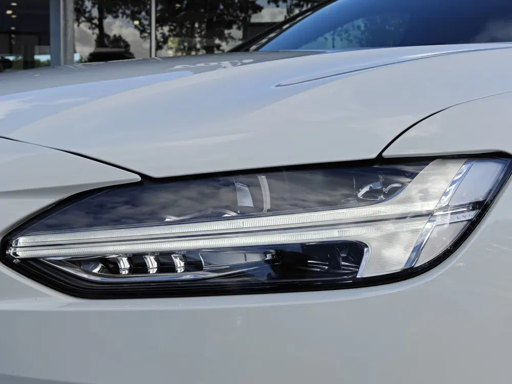 Volvo V90 T4 210PK Business Sport uit 2019, foto 3