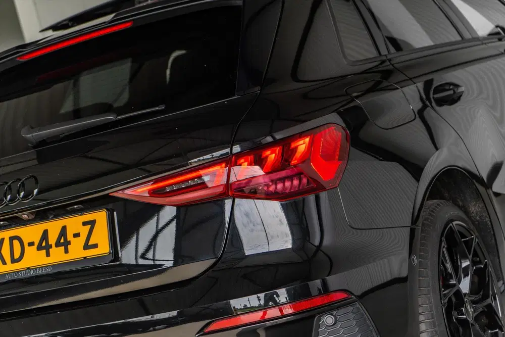 Audi A3 40 TFSI e S-line uit 2021, foto 13
