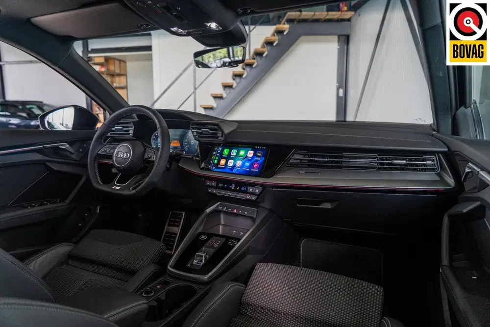 Audi A3 40 TFSI e S-line uit 2021, foto 3