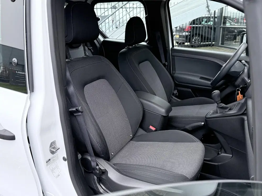 Mercedes-Benz Citan 113 L1 benzine Rolstoelauto uit 2024, foto 13