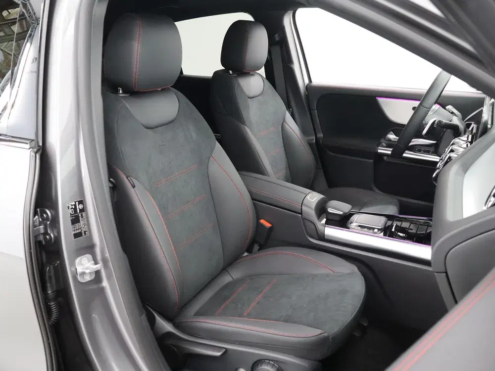 Mercedes-Benz EQA 250 AMG Line 67 kWh uit 2023, foto 10