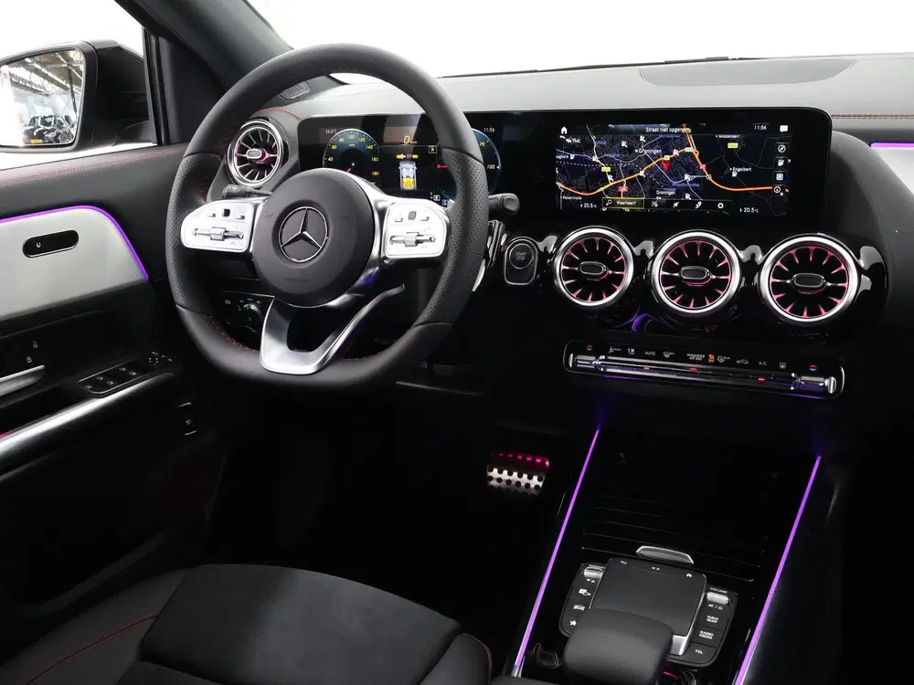 Mercedes-Benz EQA 250 AMG Line 67 kWh uit 2023, foto 9