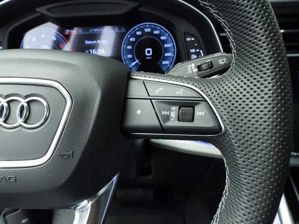 Audi Q7 55 TFSI e quattro Pro Line S uit 2024, foto 15