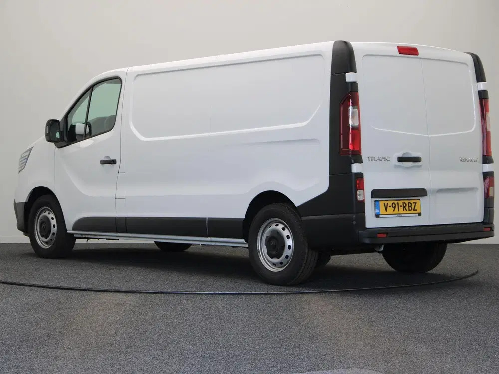 Renault Trafic 2.0 dCi 110pk T30 L2H1 Comfort uit 2024, foto 2