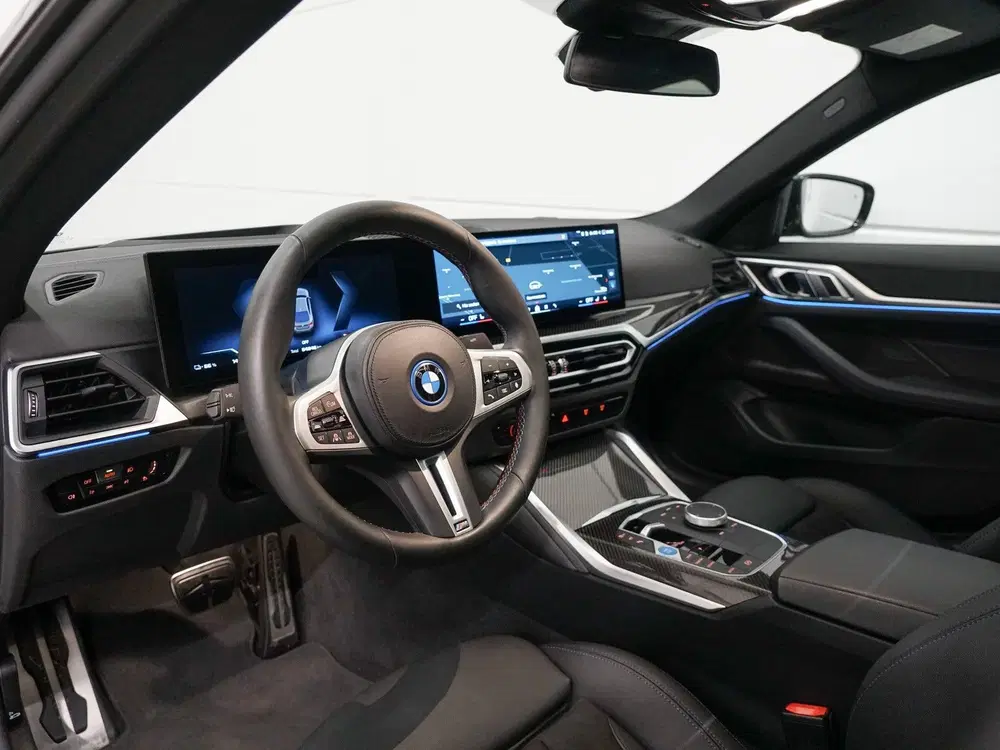 BMW i4 M50 Schuifdak uit 2024, foto 2