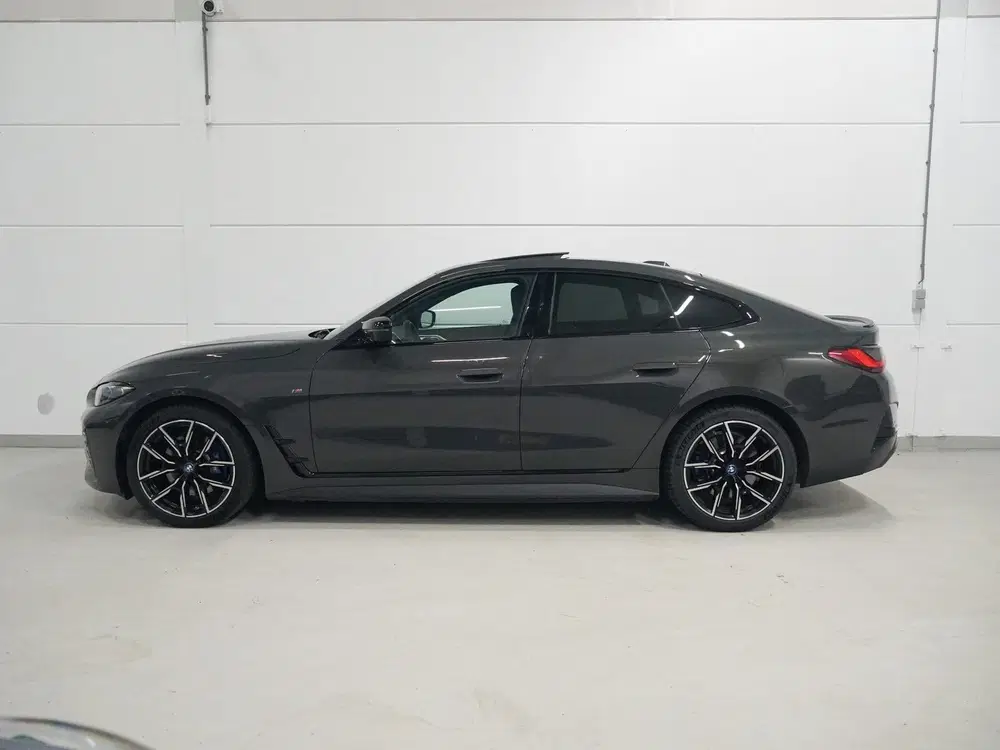 BMW i4 M50 Schuifdak uit 2024, foto 4