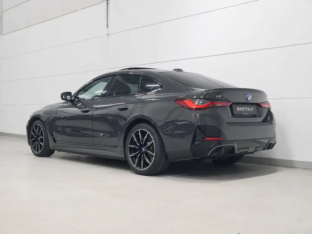 BMW i4 M50 Schuifdak uit 2024, foto 6