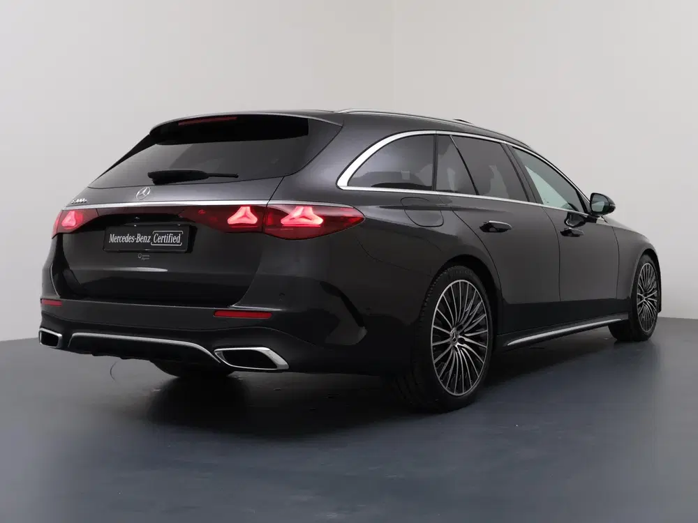 Mercedes-Benz E-Klasse 300e Sport Edition uit 2026, foto 2