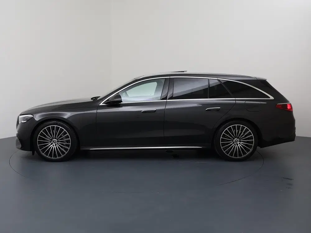 Mercedes-Benz E-Klasse 300e Sport Edition uit 2026, foto 5