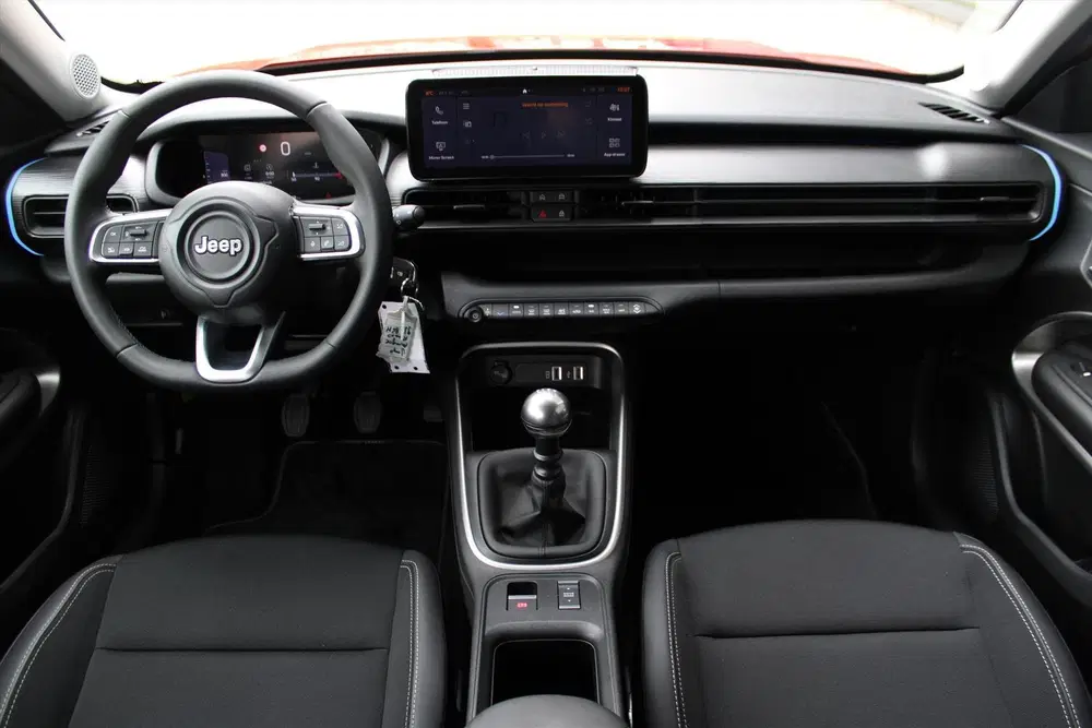 Jeep Avenger Altitude 100pk All-Seasonbanden I Adaptive uit 2024, foto 11