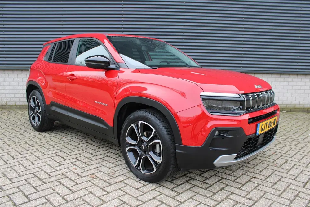 Jeep Avenger Altitude 100pk All-Seasonbanden I Adaptive uit 2024, foto 4