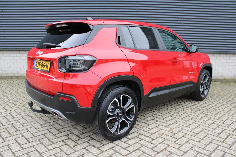 Jeep Avenger Altitude 100pk All-Seasonbanden I Adaptive uit 2024, foto 6